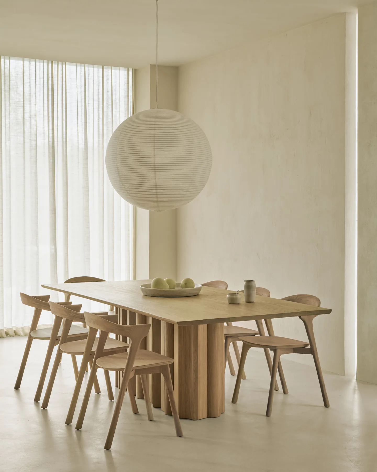Ethnicraft Sequence oak dining table with Bok chairs